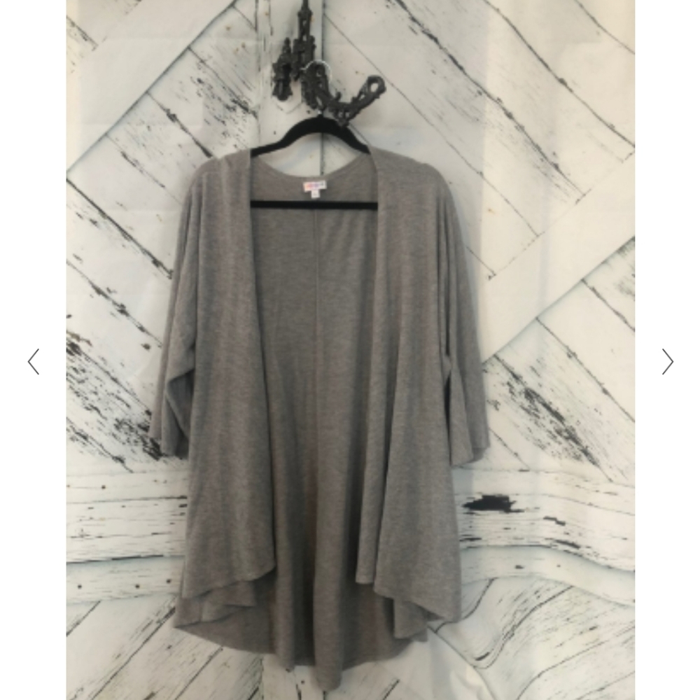 LuLaRoe Lindsay Heather Gray Excellent Condition